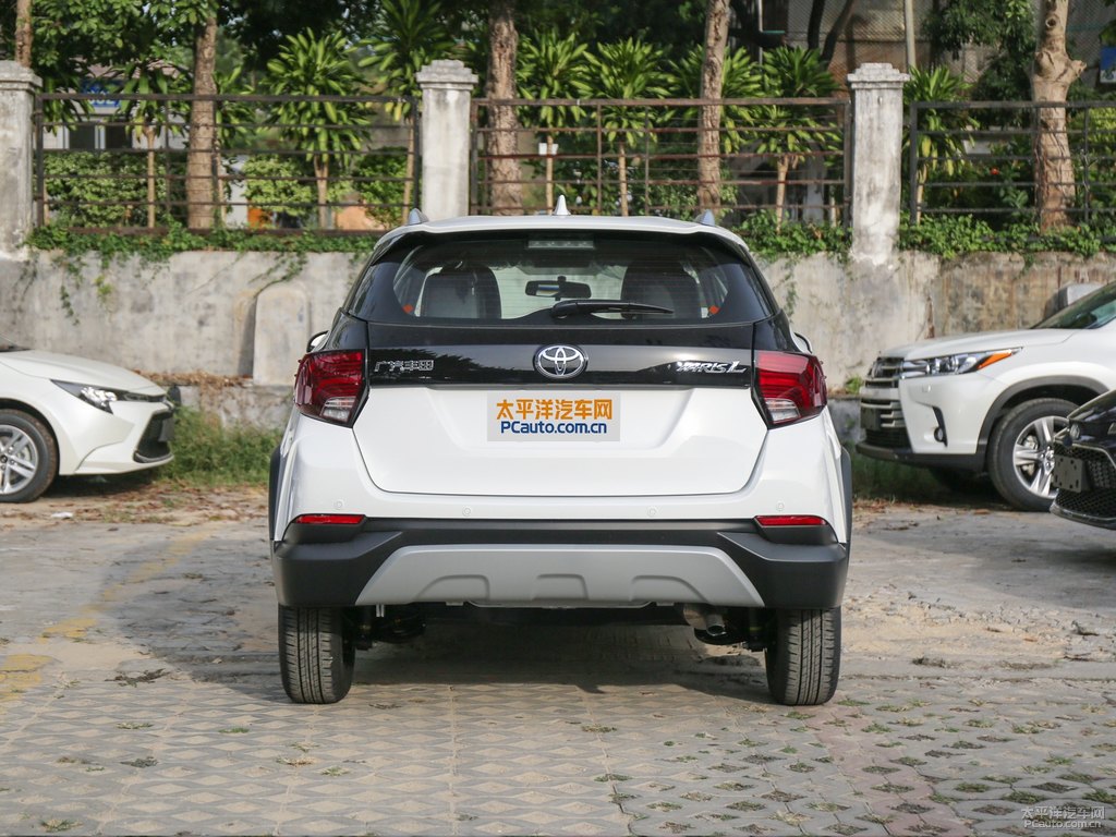 天際白YARiS L 致炫X整車外觀外觀圖片