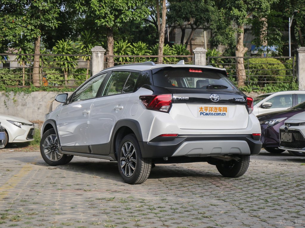 天際白YARiS L 致炫X整車外觀外觀圖片