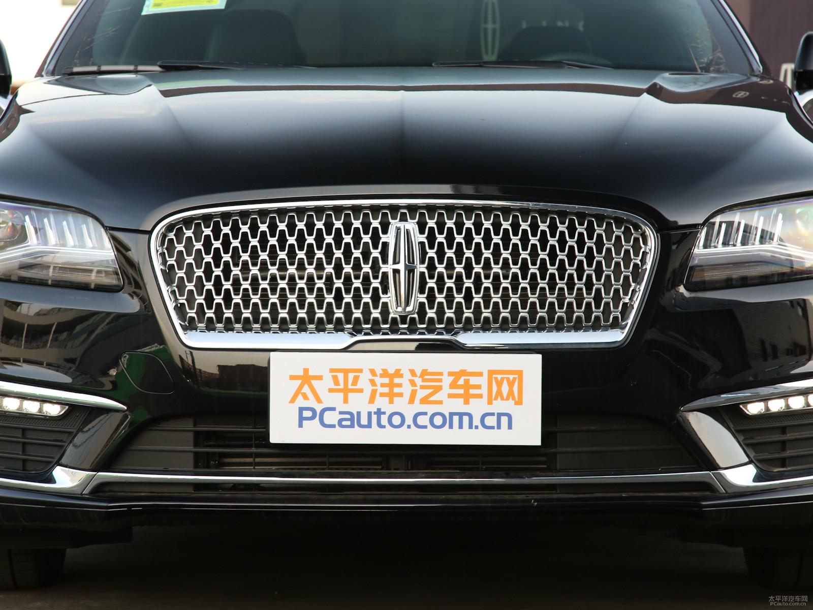 林肯MKZ外觀高清大圖