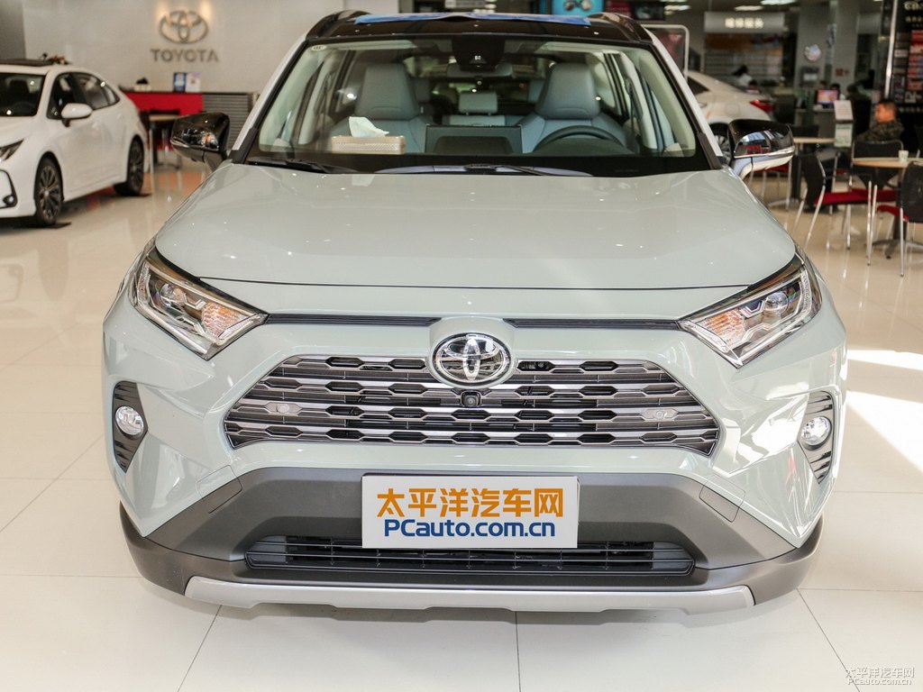 米蘭卡其RAV4榮放車頭外觀圖片