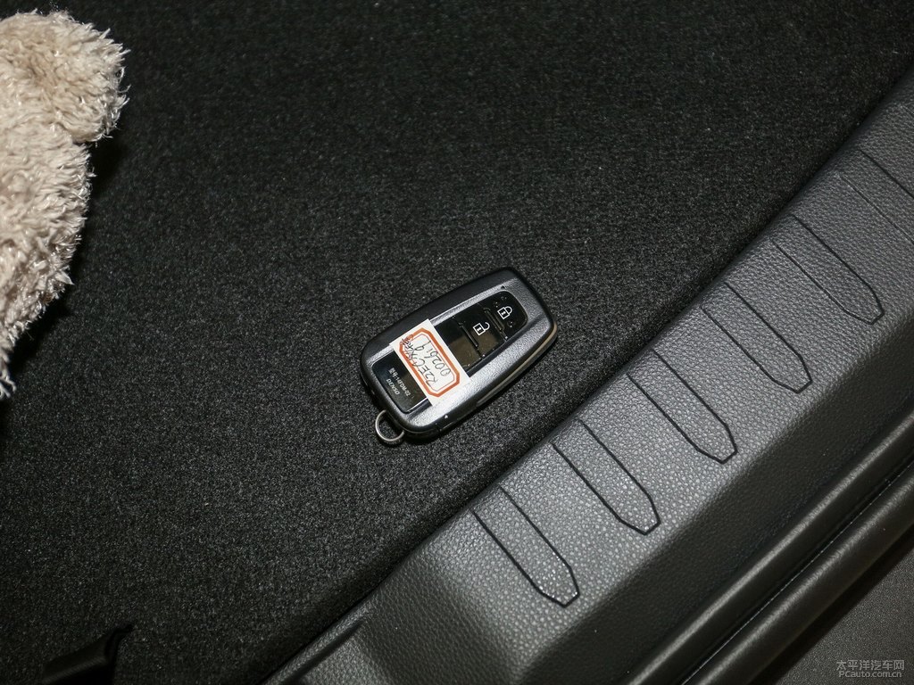 米蘭卡其RAV4榮放細(xì)節(jié)其它細(xì)節(jié)圖片