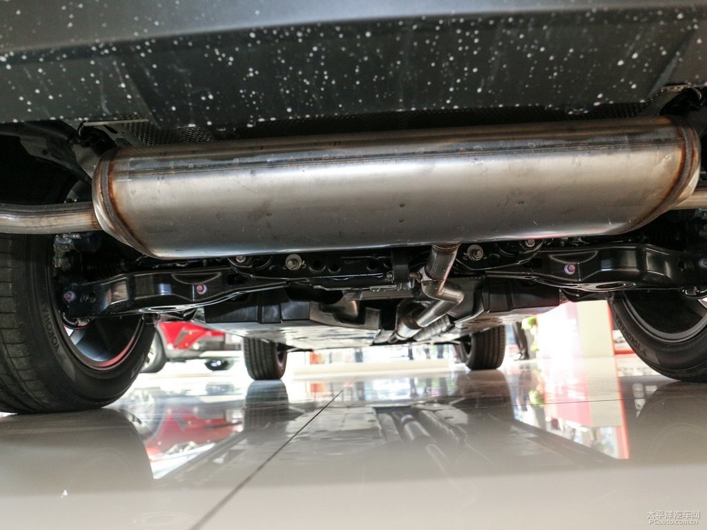 米蘭卡其RAV4榮放底盤其它細(xì)節(jié)圖片