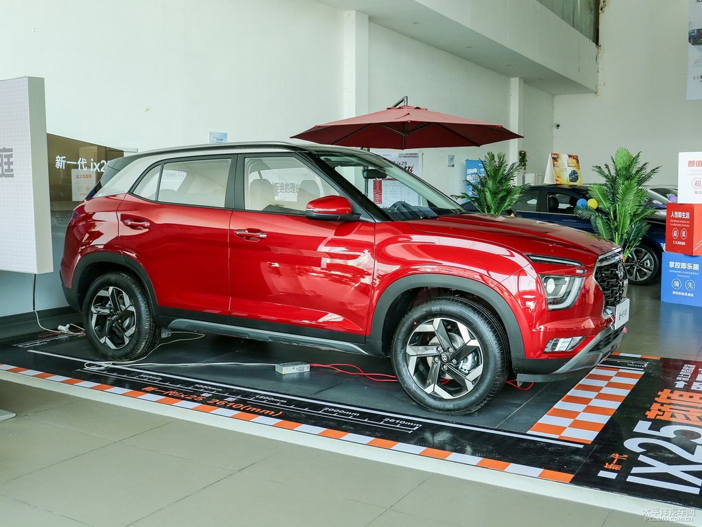 熱情紅北京現(xiàn)代ix25整車外觀外觀圖片