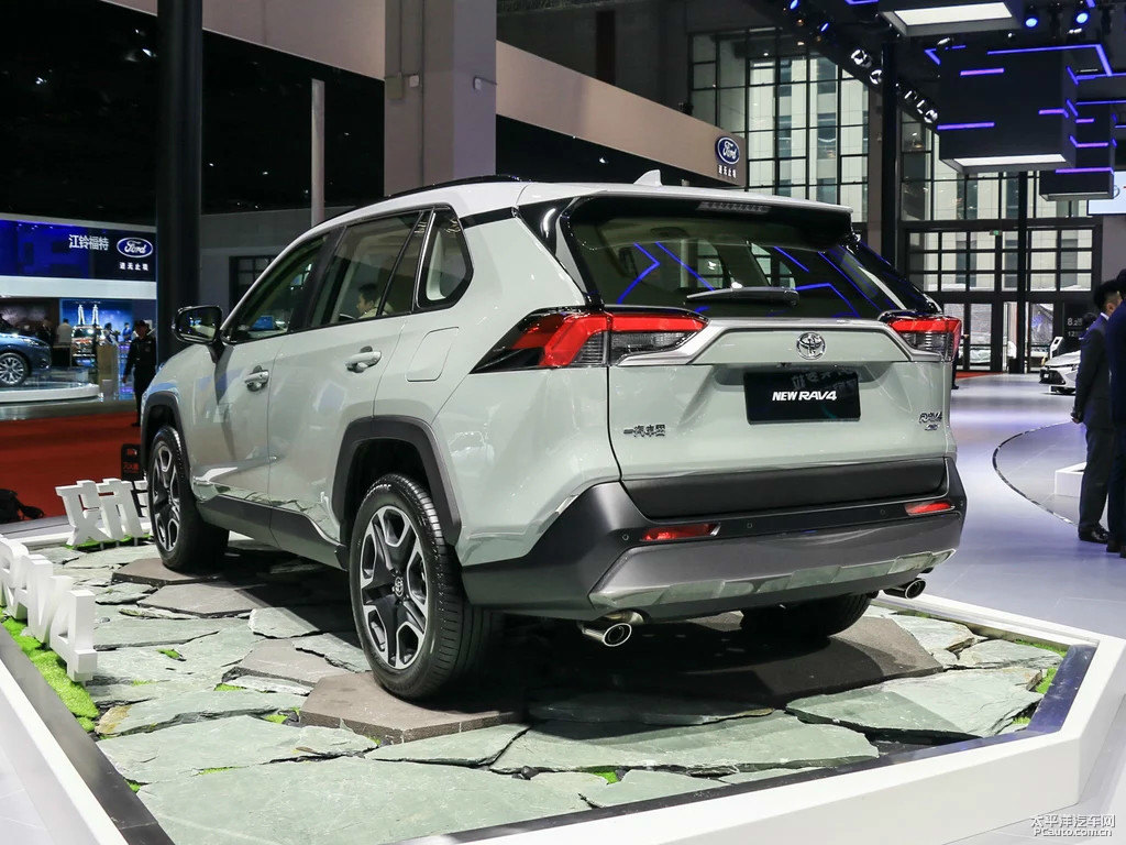 RAV4榮放圖片