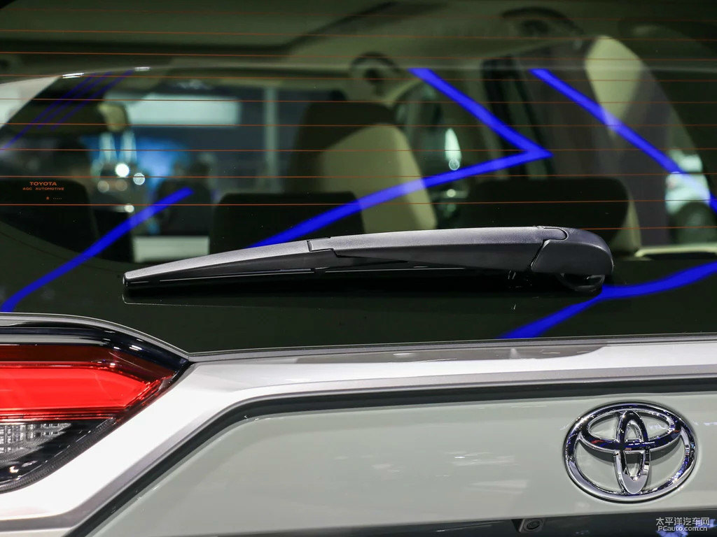 RAV4榮放圖片