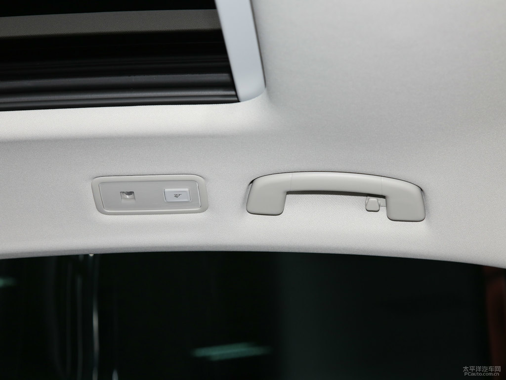 海豚灰邁騰車廂內(nèi)飾圖片