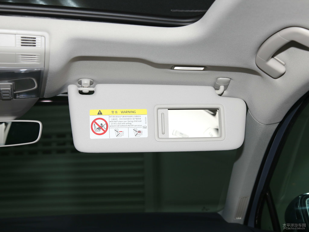 海豚灰邁騰車廂內(nèi)飾圖片