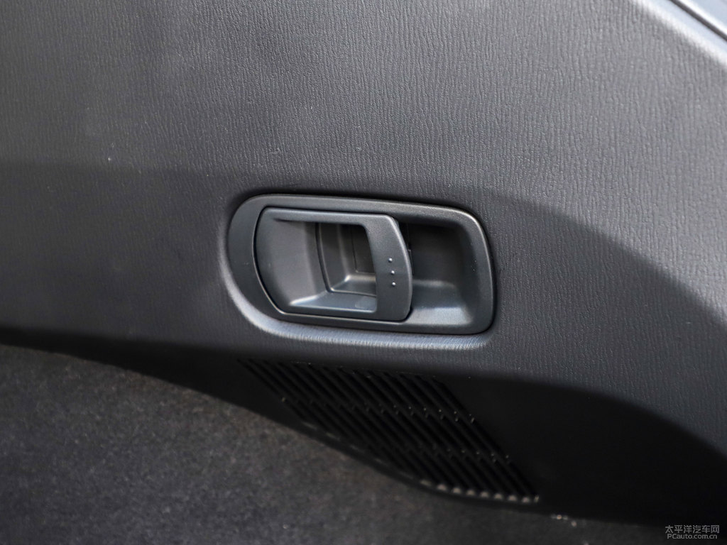 恒星藍(lán)馬自達(dá)CX-5后備廂空間圖片