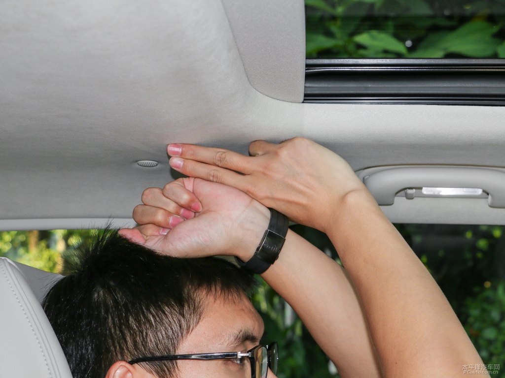 梅洛酒紅昂科旗整車外觀外觀圖片