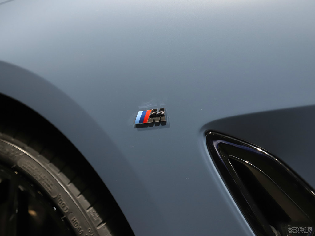 R8ϵDƬ