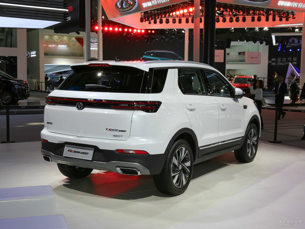 長(zhǎng)安CS55PLUS圖片