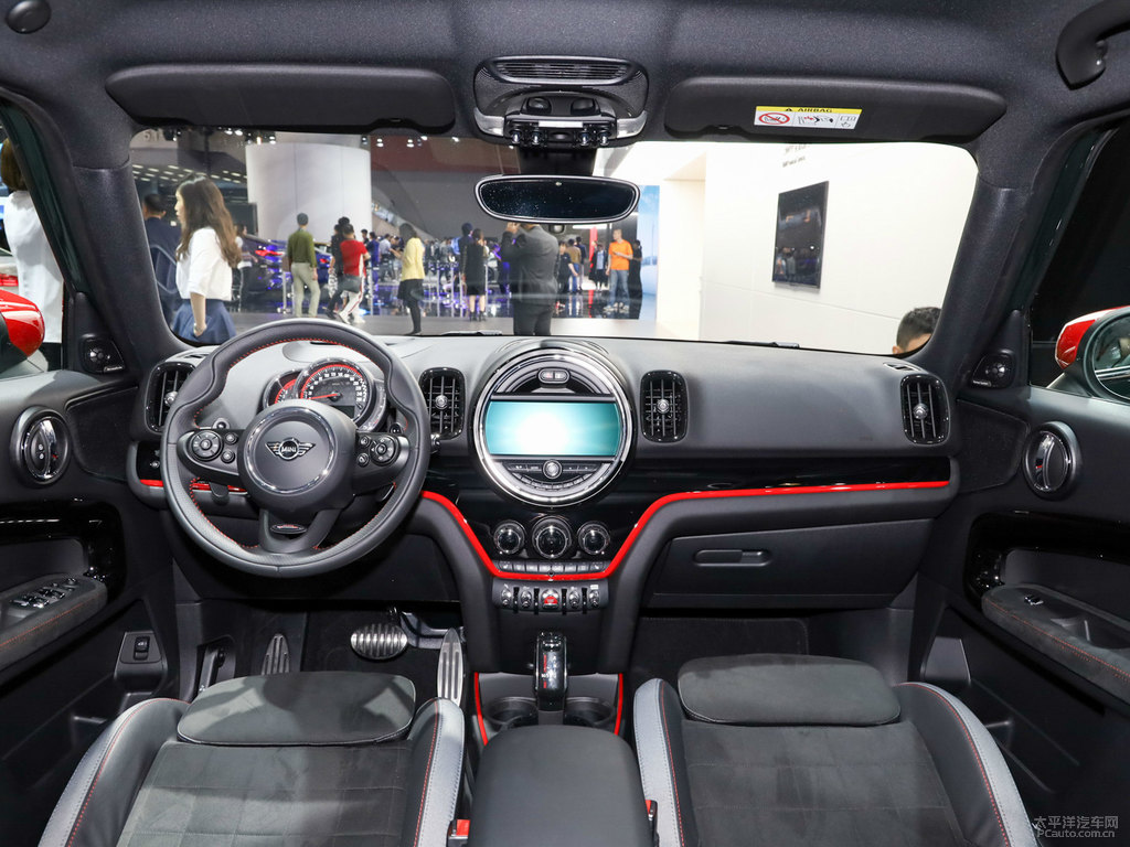 MINI JCW COUNTRYMANDƬ
