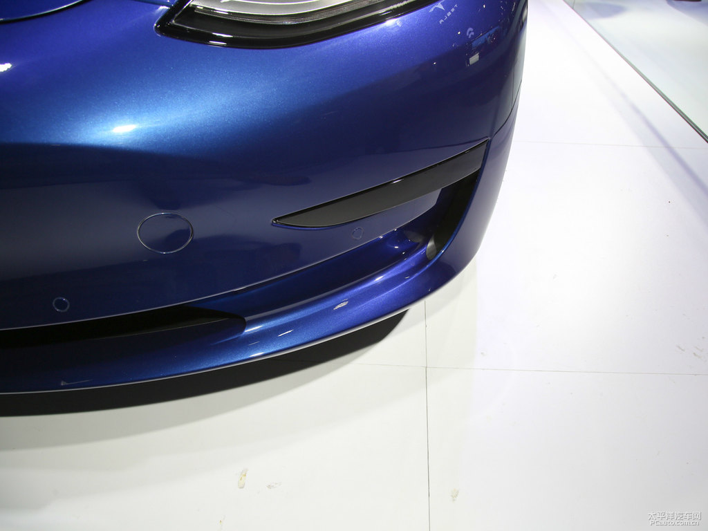 深海藍(lán)Model 3車頭外觀圖片