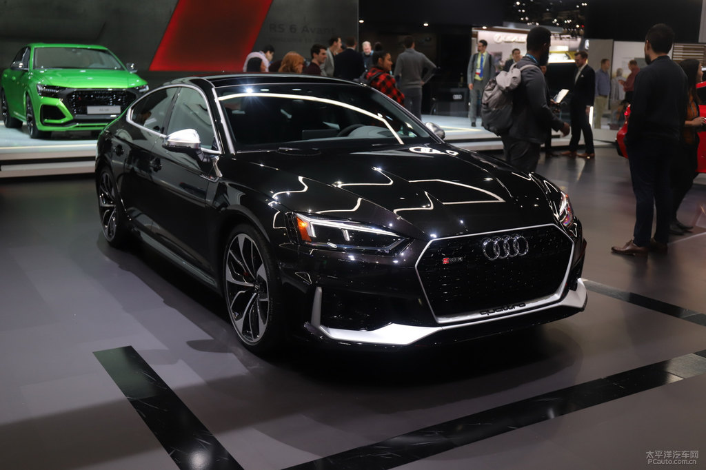 米索斯黑奧迪RS 5整車外觀外觀圖片