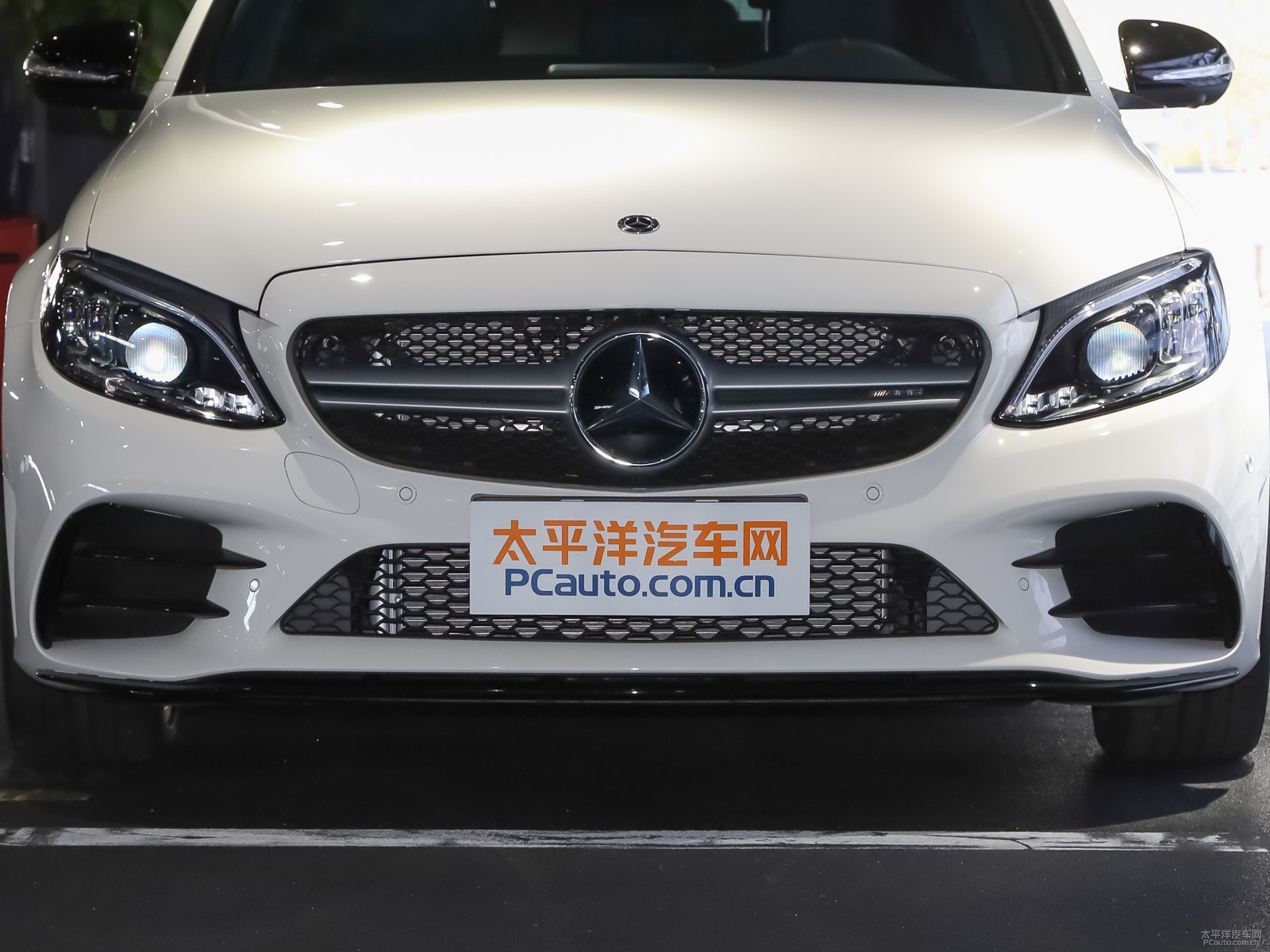 C級(jí)AMG外觀高清大圖