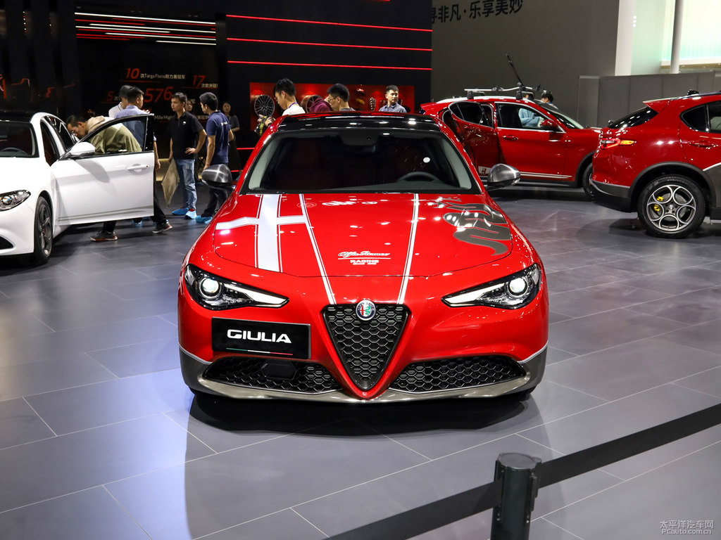 Giulia~DƬ