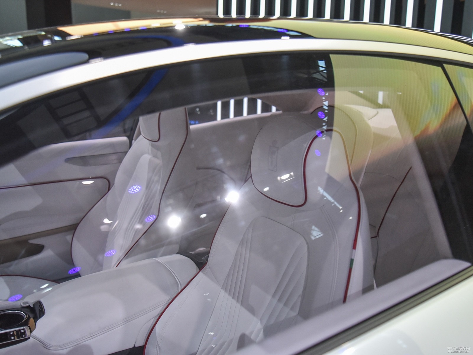 Karma Pininfarina GT內(nèi)飾高清大圖
