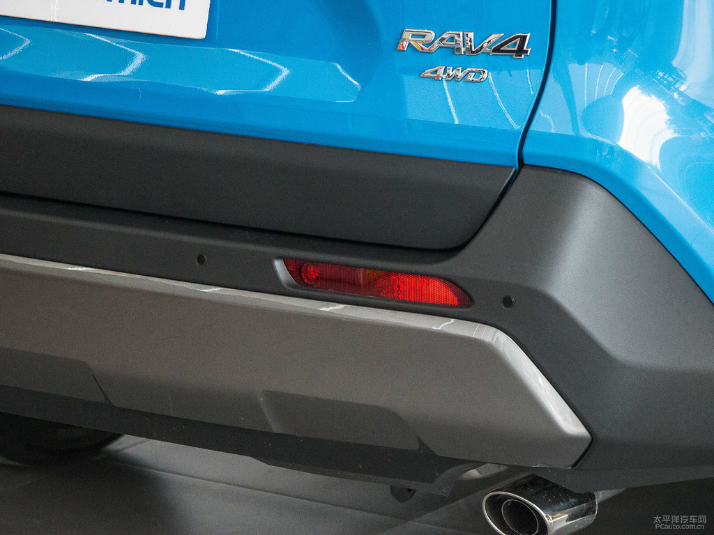 愛琴海藍(lán)RAV4榮放車尾外觀圖片