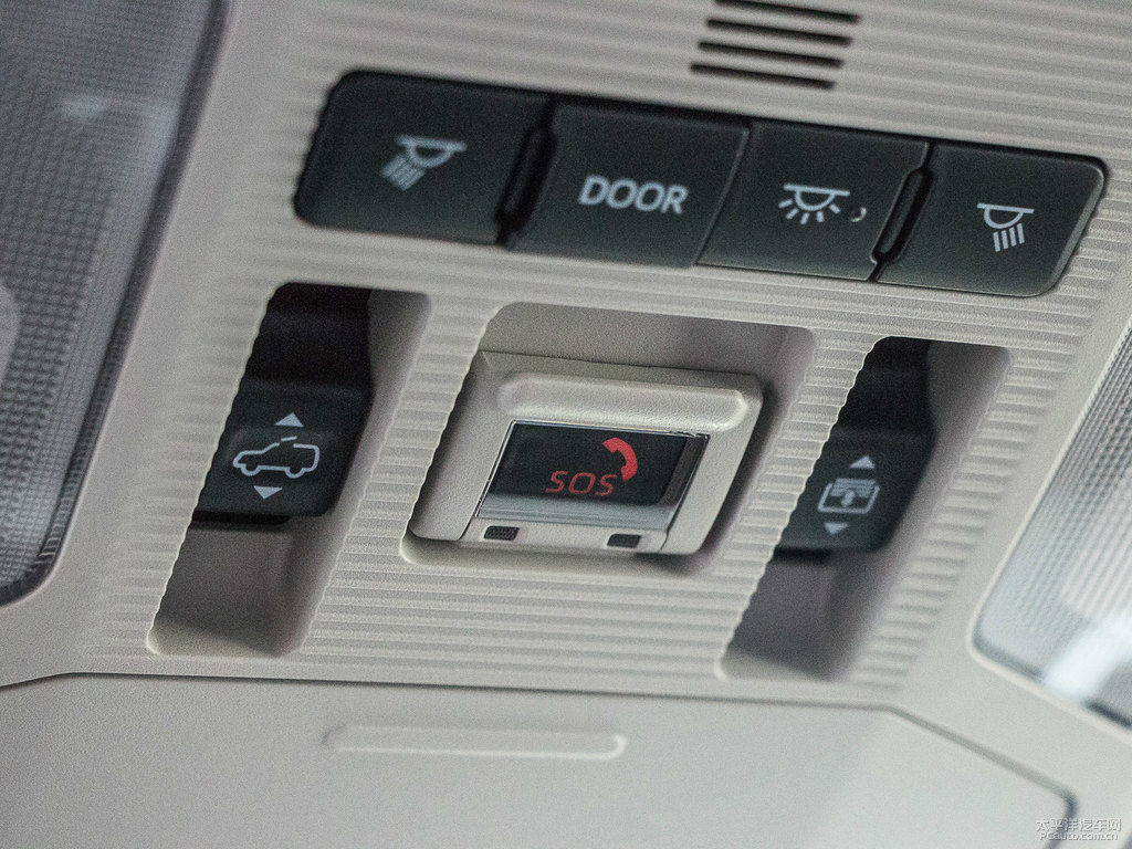 愛琴海藍RAV4榮放車廂內(nèi)飾圖片