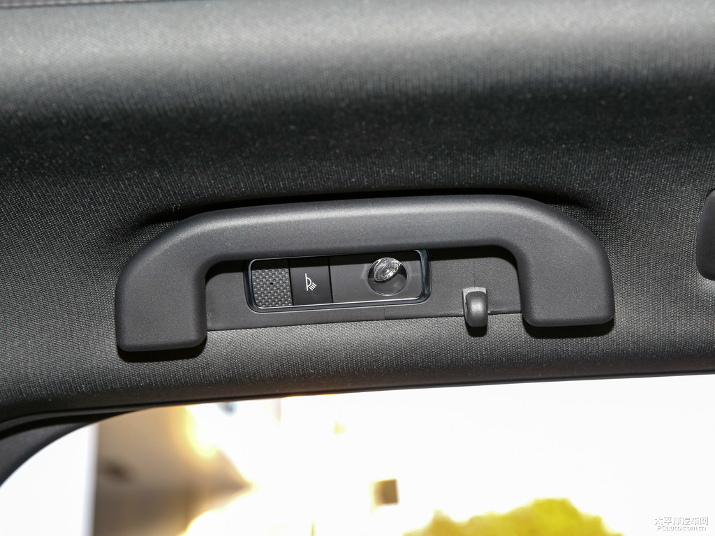 月光白騰勢(shì)X車廂內(nèi)飾圖片