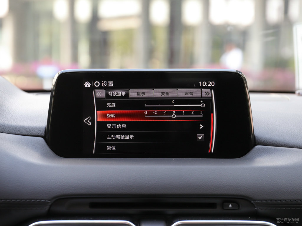 鉑鋼灰馬自達(dá)CX-5中控內(nèi)飾圖片