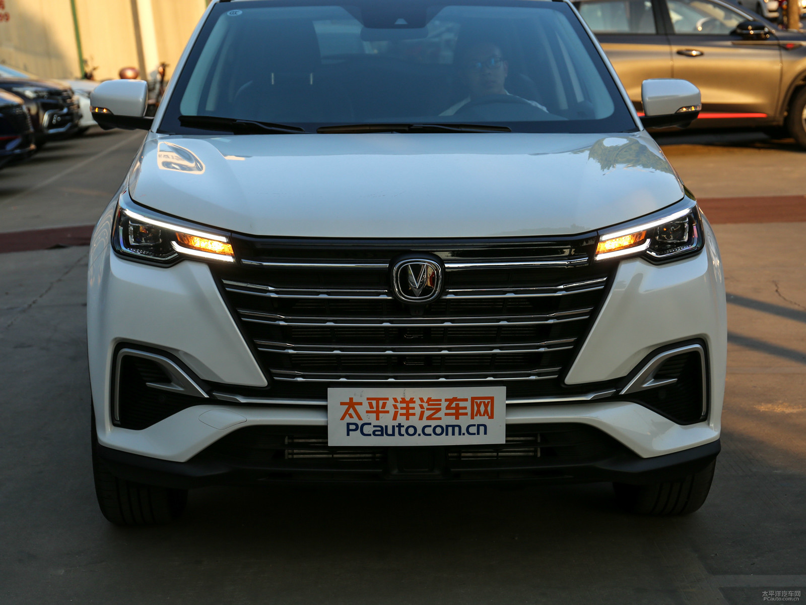 長(zhǎng)安CS55PLUS外觀高清大圖