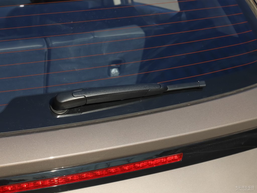 流沙金北京現(xiàn)代ix25車尾外觀圖片