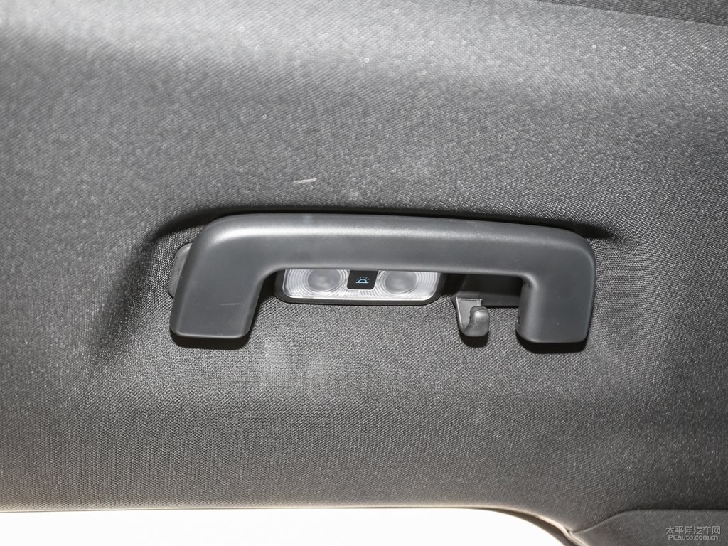 藍色銳界L車廂內(nèi)飾圖片