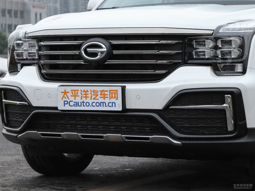 珍珠白傳祺GS8車頭外觀圖片