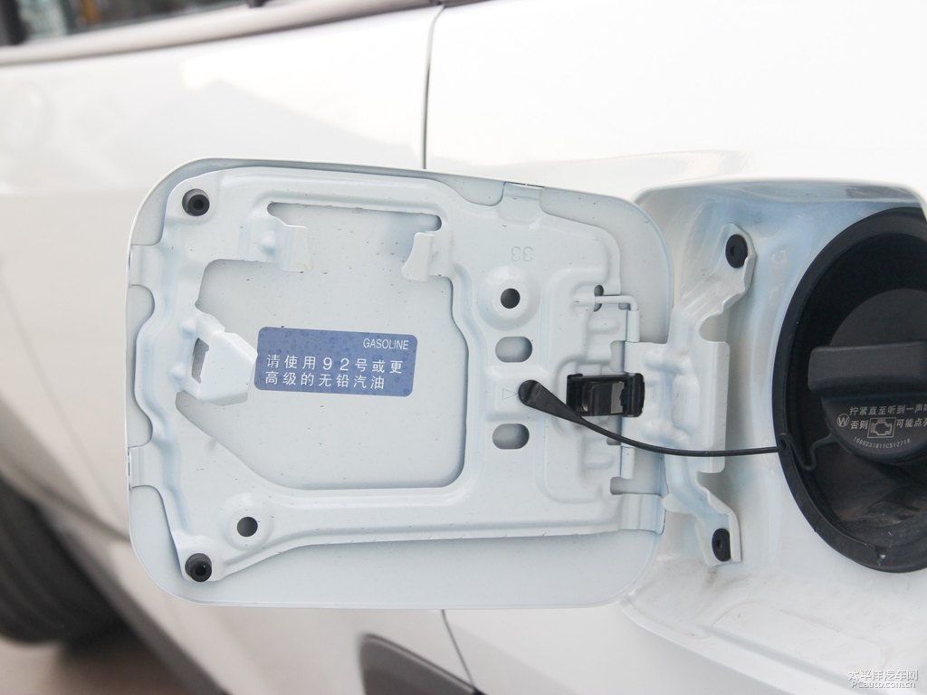 珍珠白RAV4榮放細節(jié)其它細節(jié)圖片