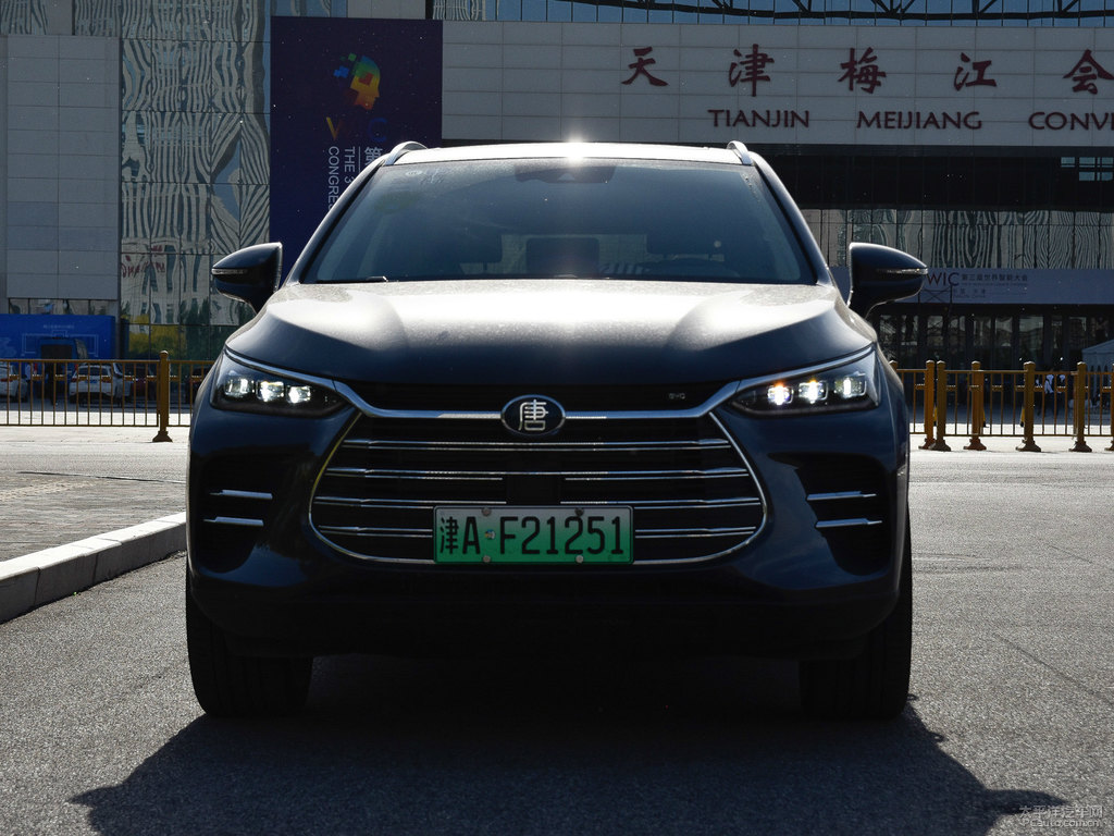 山脈灰唐新能源車頭外觀圖片
