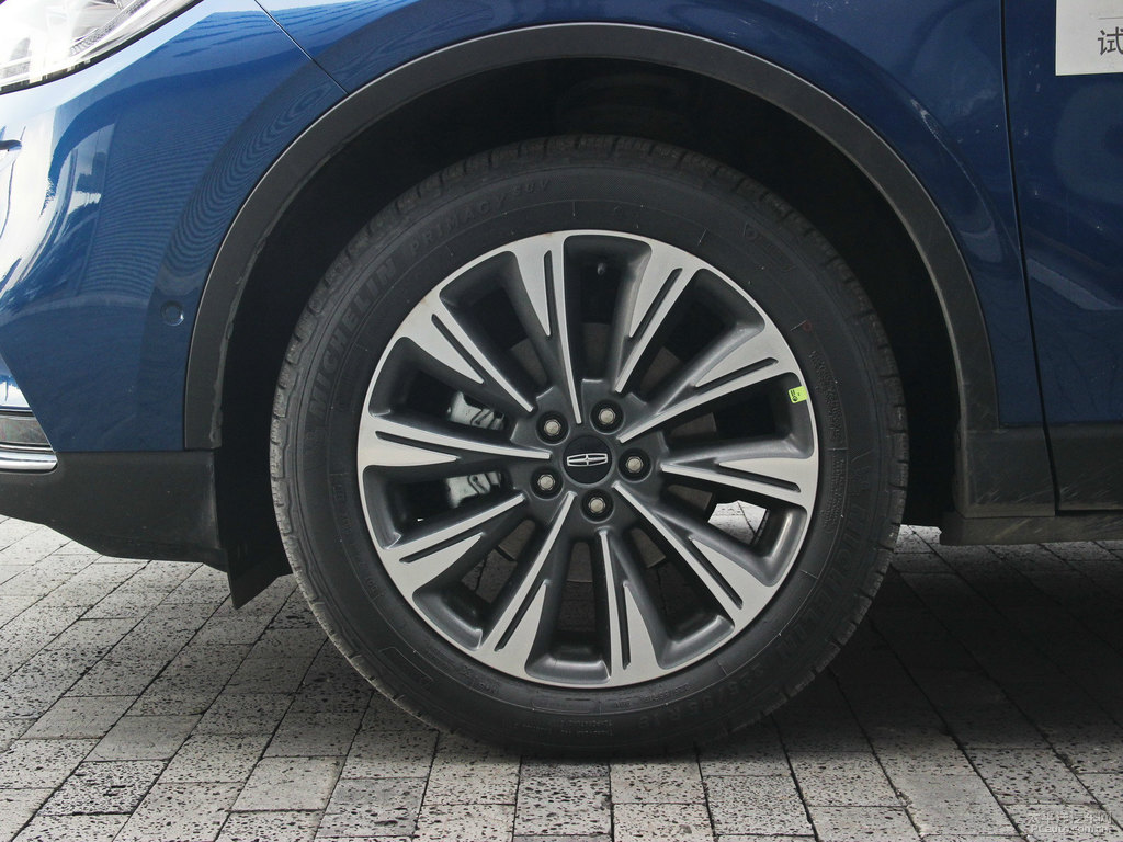 藝境藍(lán)冒險(xiǎn)家車身外觀圖片