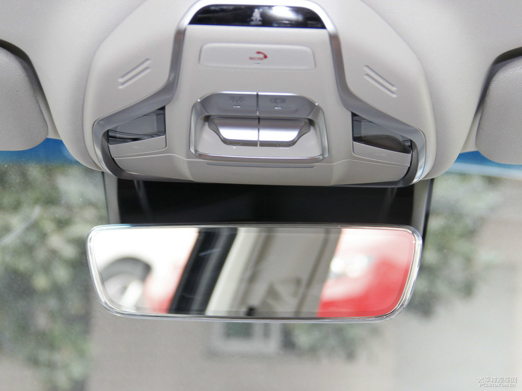 墨玉黑博越車(chē)廂內(nèi)飾圖片