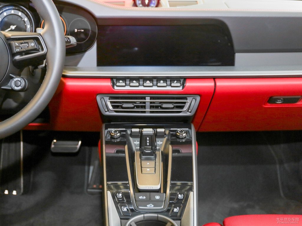 龍膽藍(lán)保時(shí)捷911中控內(nèi)飾圖片