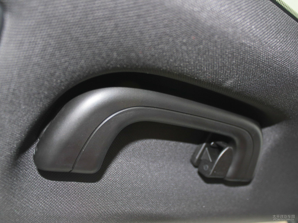 ICON藍吉利ICON車廂內(nèi)飾圖片