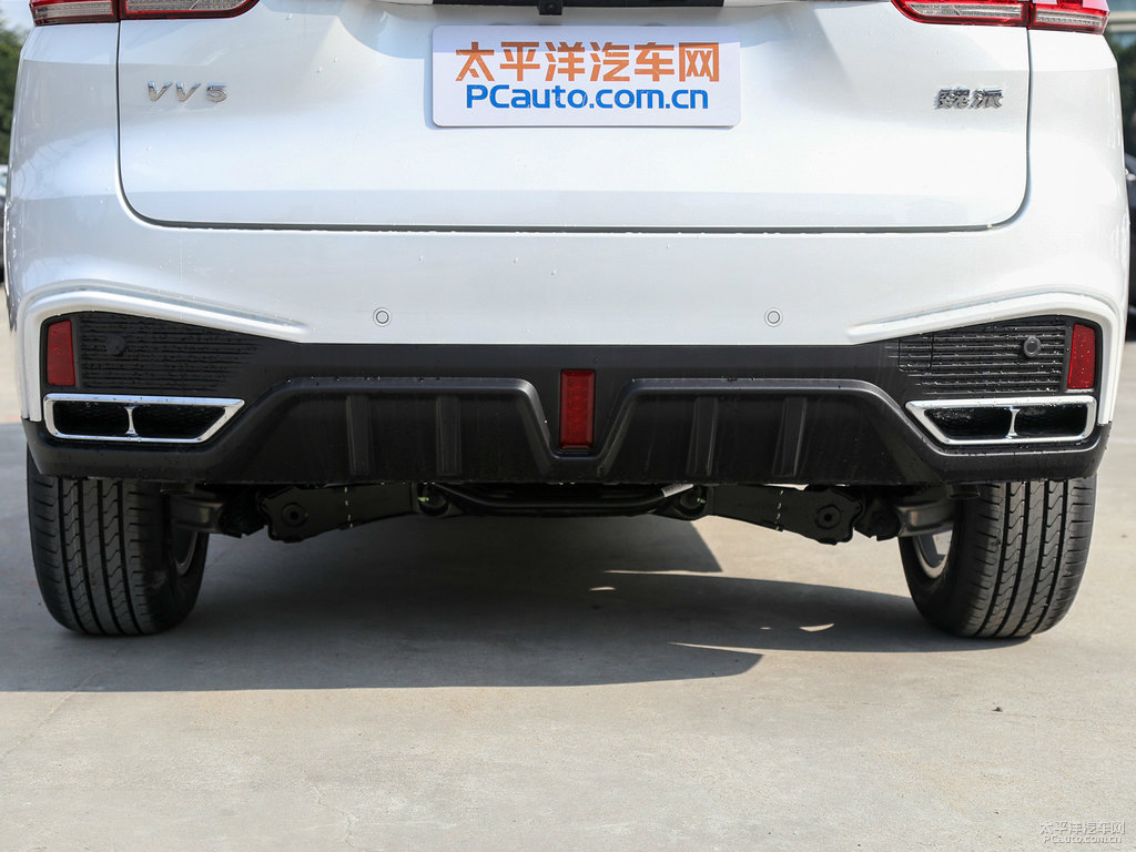 雪域白魏牌 VV5車尾外觀圖片