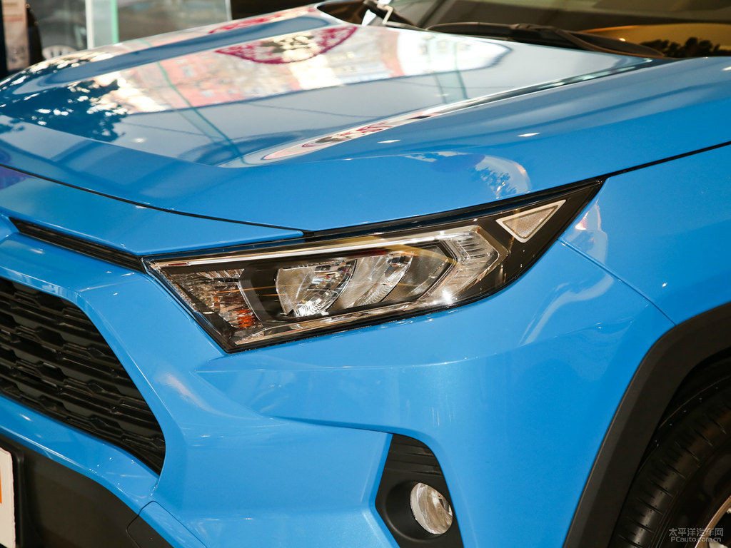 愛琴海藍(lán)RAV4榮放車頭外觀圖片