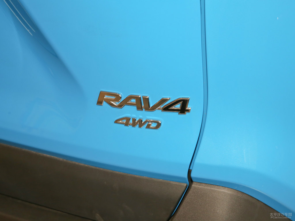 愛琴海藍(lán)RAV4榮放車尾外觀圖片