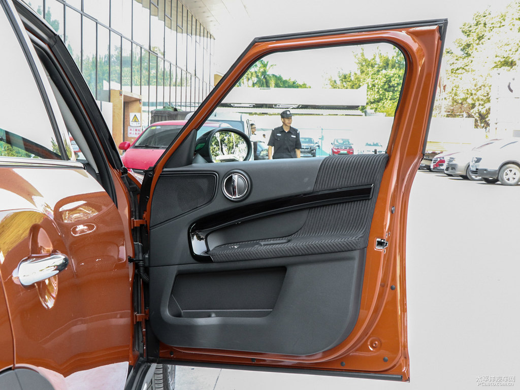 MINI COUNTRYMAN܇(ni)DƬ