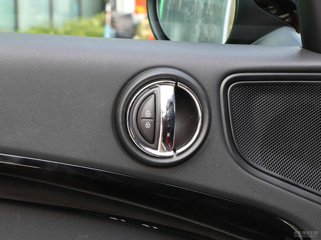 MINI COUNTRYMAN܇(ch)(ni)DƬ