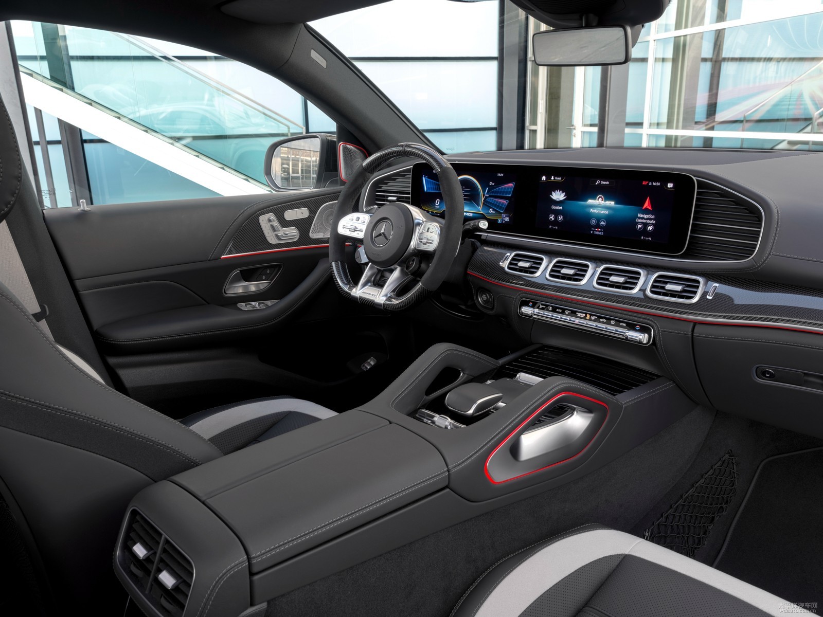 GLE 轎跑SUV AMG內(nèi)飾高清大圖