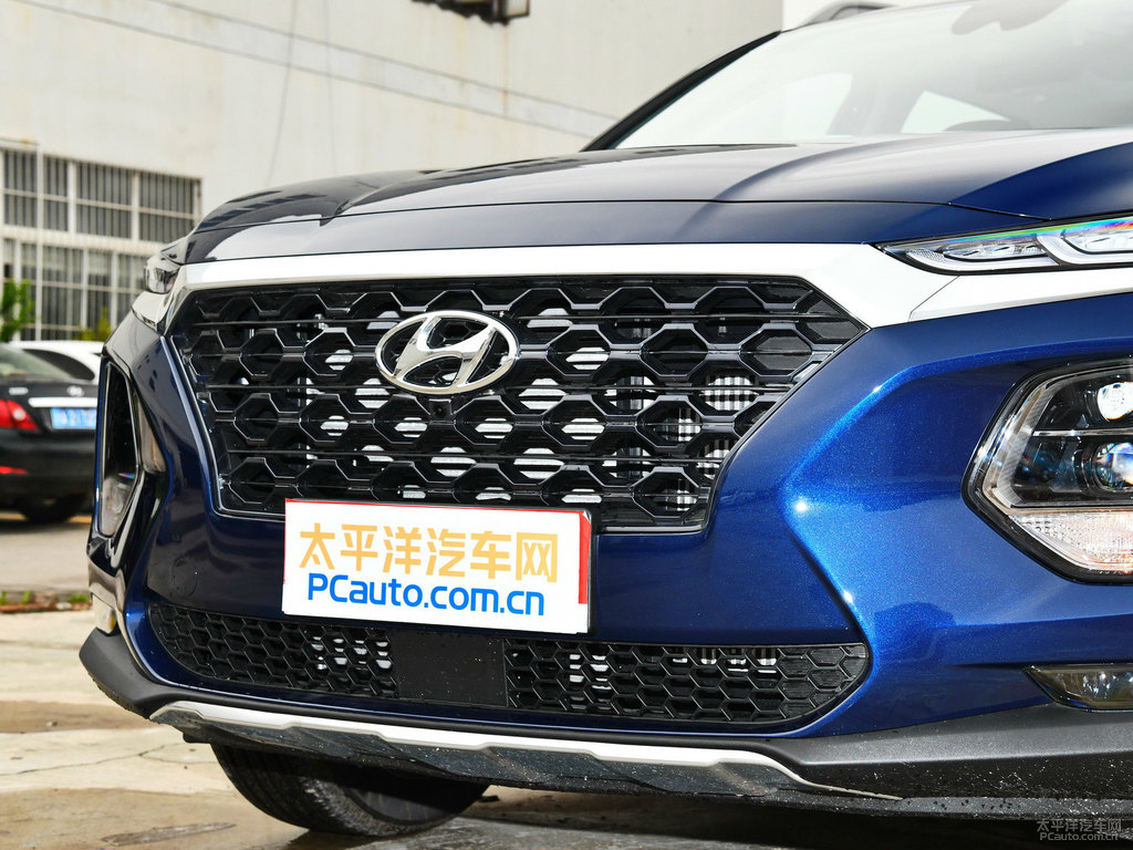 星河藍(lán)勝達(dá)車頭外觀圖片
