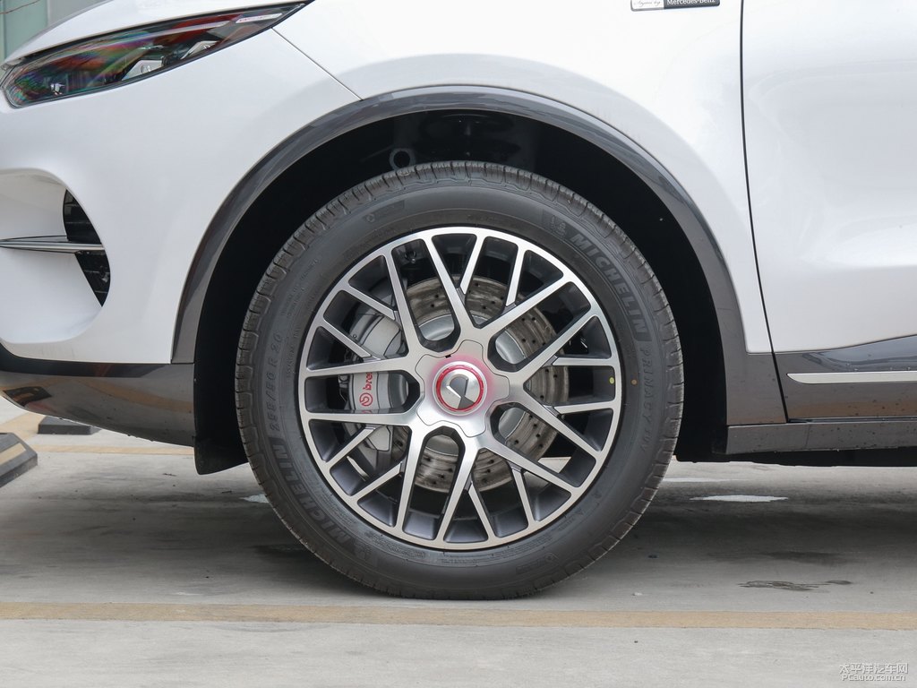 月光白騰勢(shì)X車(chē)身外觀圖片