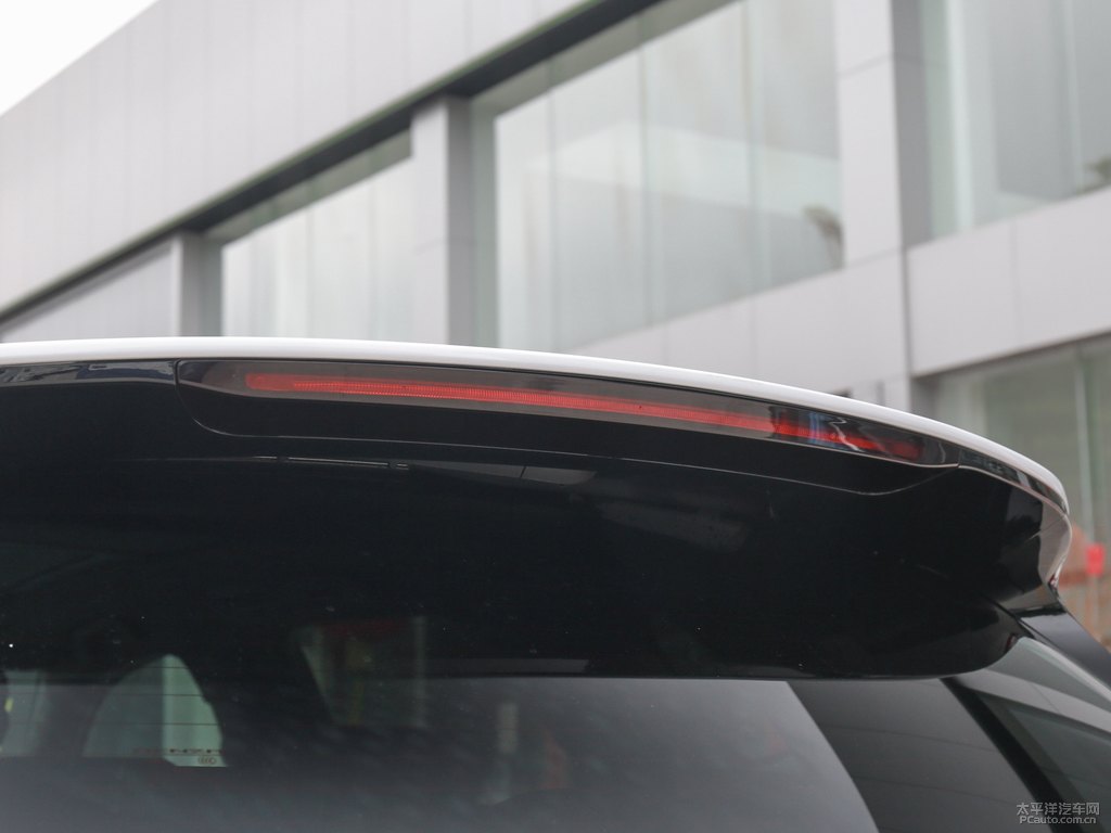 月光白騰勢(shì)X車尾外觀圖片