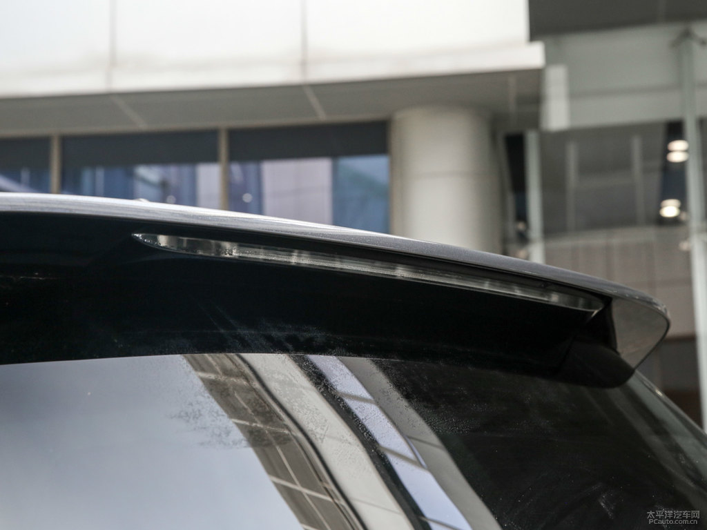 灰色理想ONE車(chē)尾外觀圖片