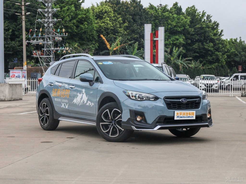 冰光卡其灰斯巴魯XV整車外觀外觀圖片
