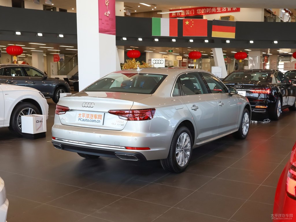 白金色奧迪A4L整車(chē)外觀外觀圖片