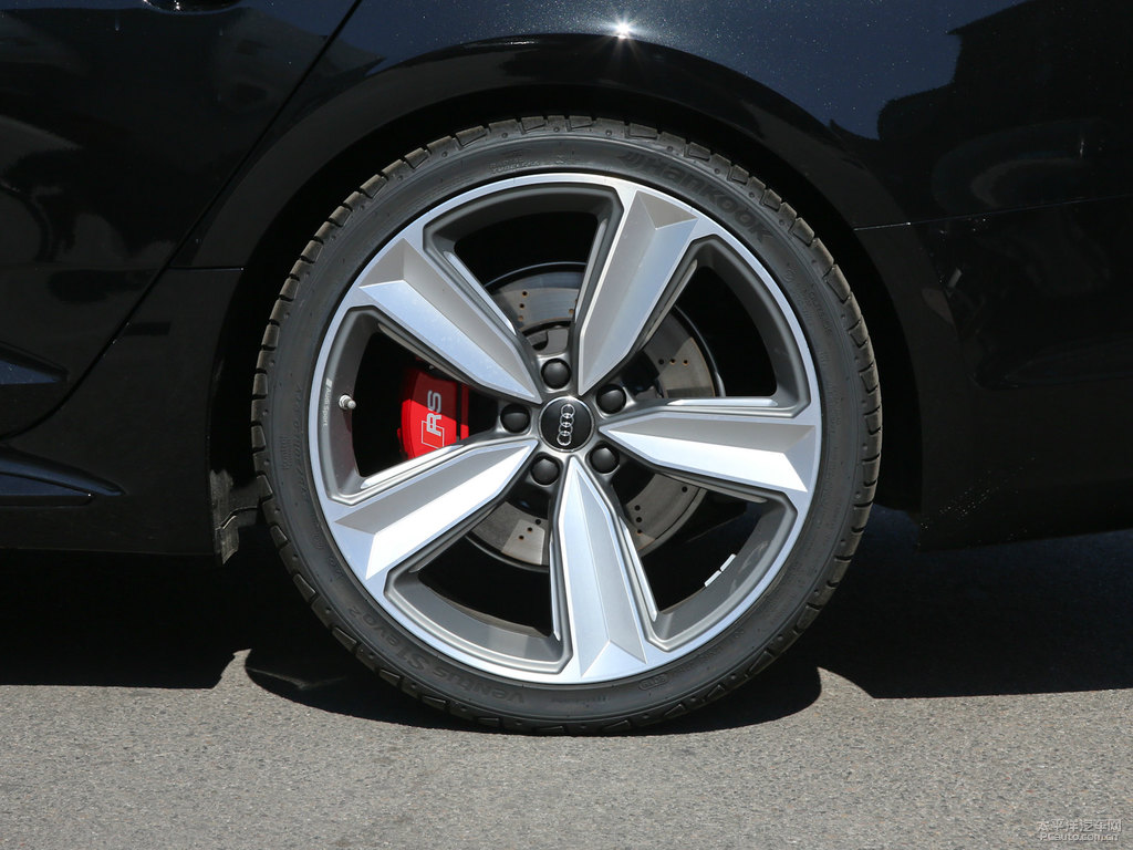 米索斯黑奧迪RS 5車身外觀圖片