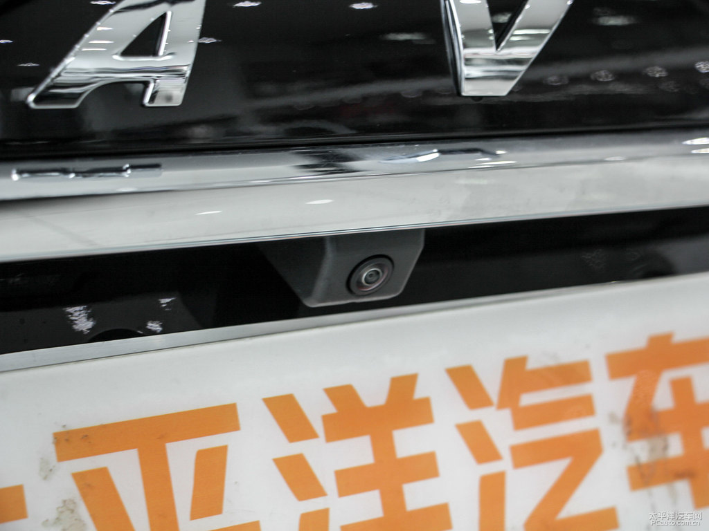 太空黑哈弗F7車尾外觀圖片