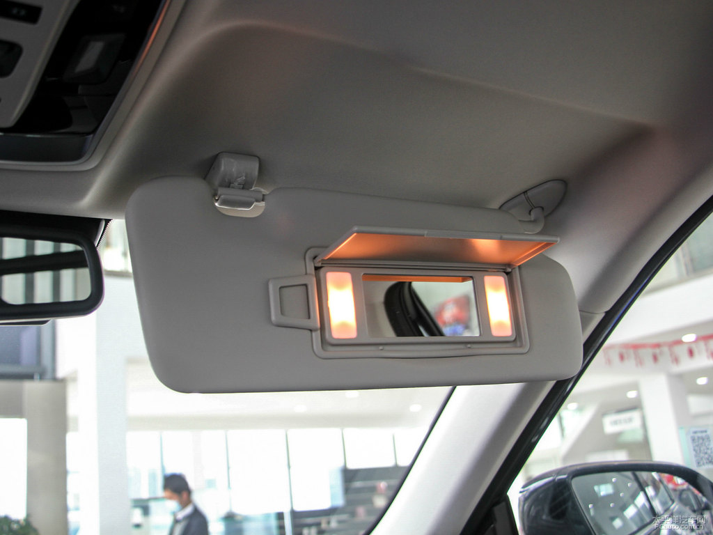 太空黑哈弗F7車廂內(nèi)飾圖片